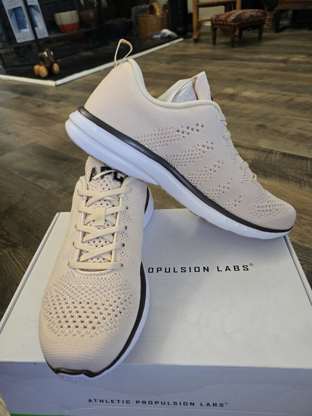 New APL Techloom Pro Shoes